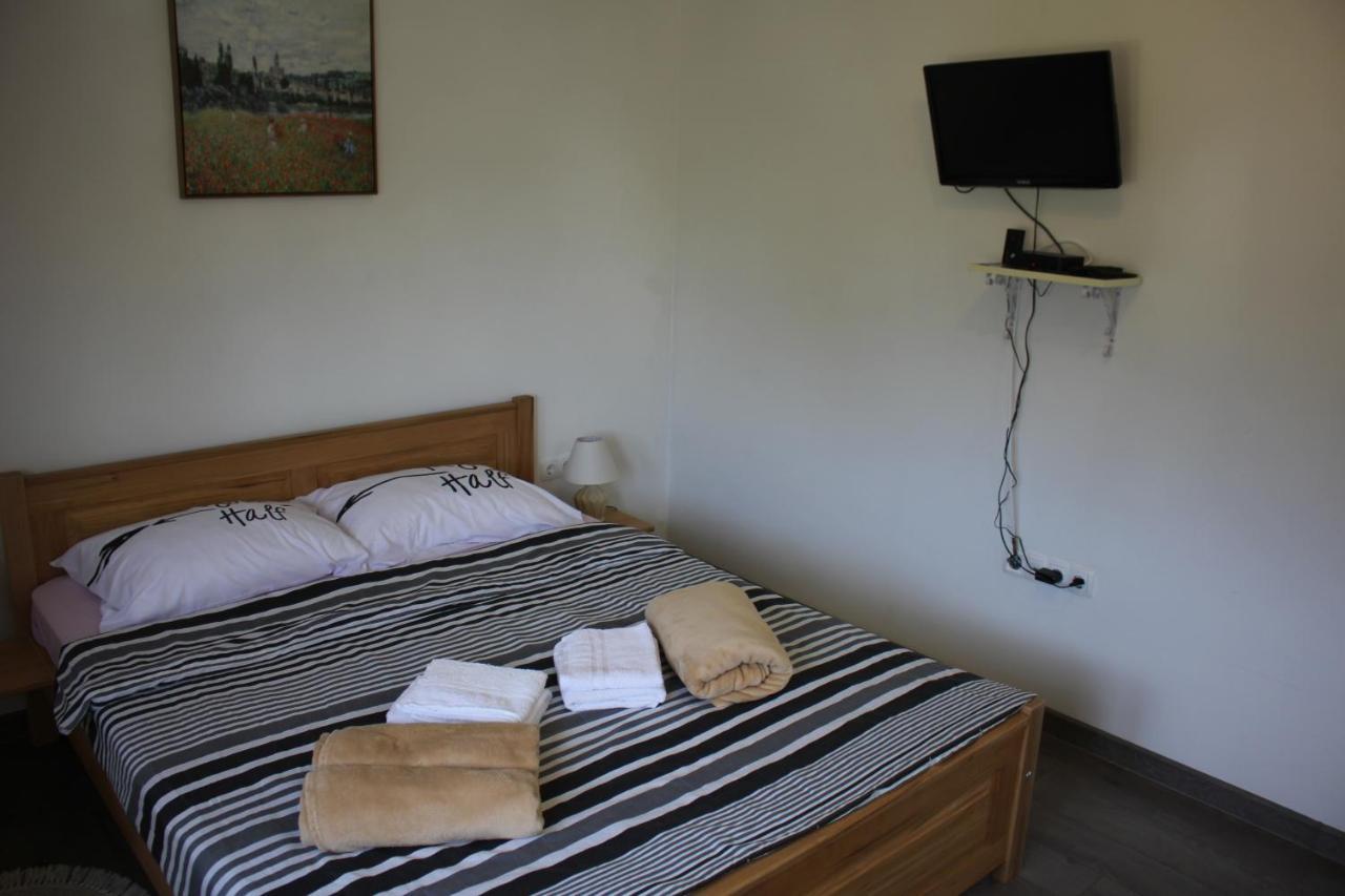 Studio Apartments Adian Korenica Exterior photo